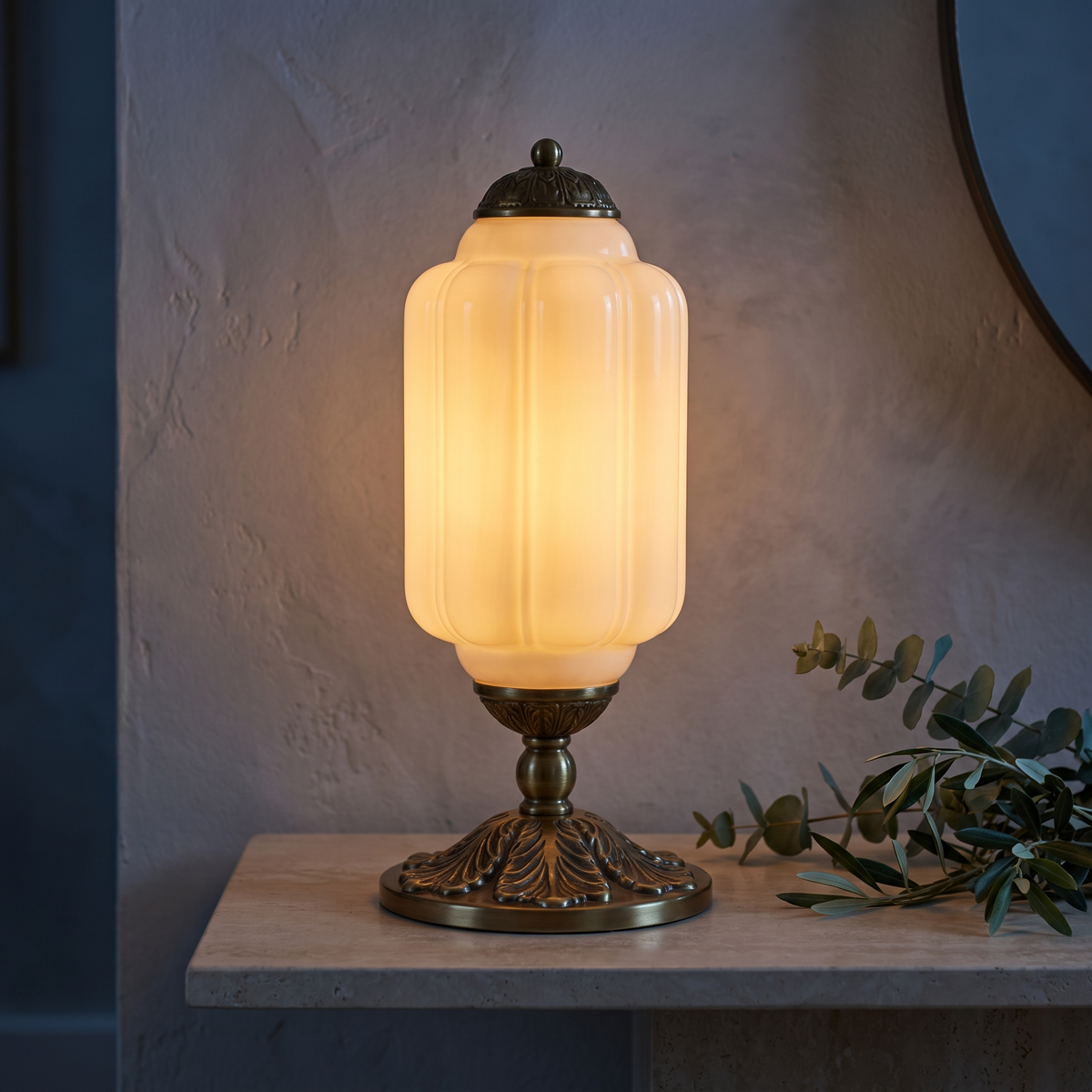 Solenne ribbed glass table lamp on an entry console