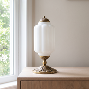 Solenne ribbed glass table lamp in daylight
